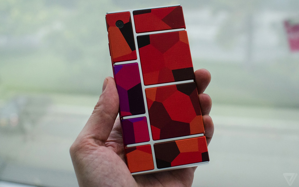 Ảnh thực tế nguyên mẫu điện thoại lắp ghép Project Ara Ảnh thực tế nguyên mẫu điện thoại lắp ghép Project Ara